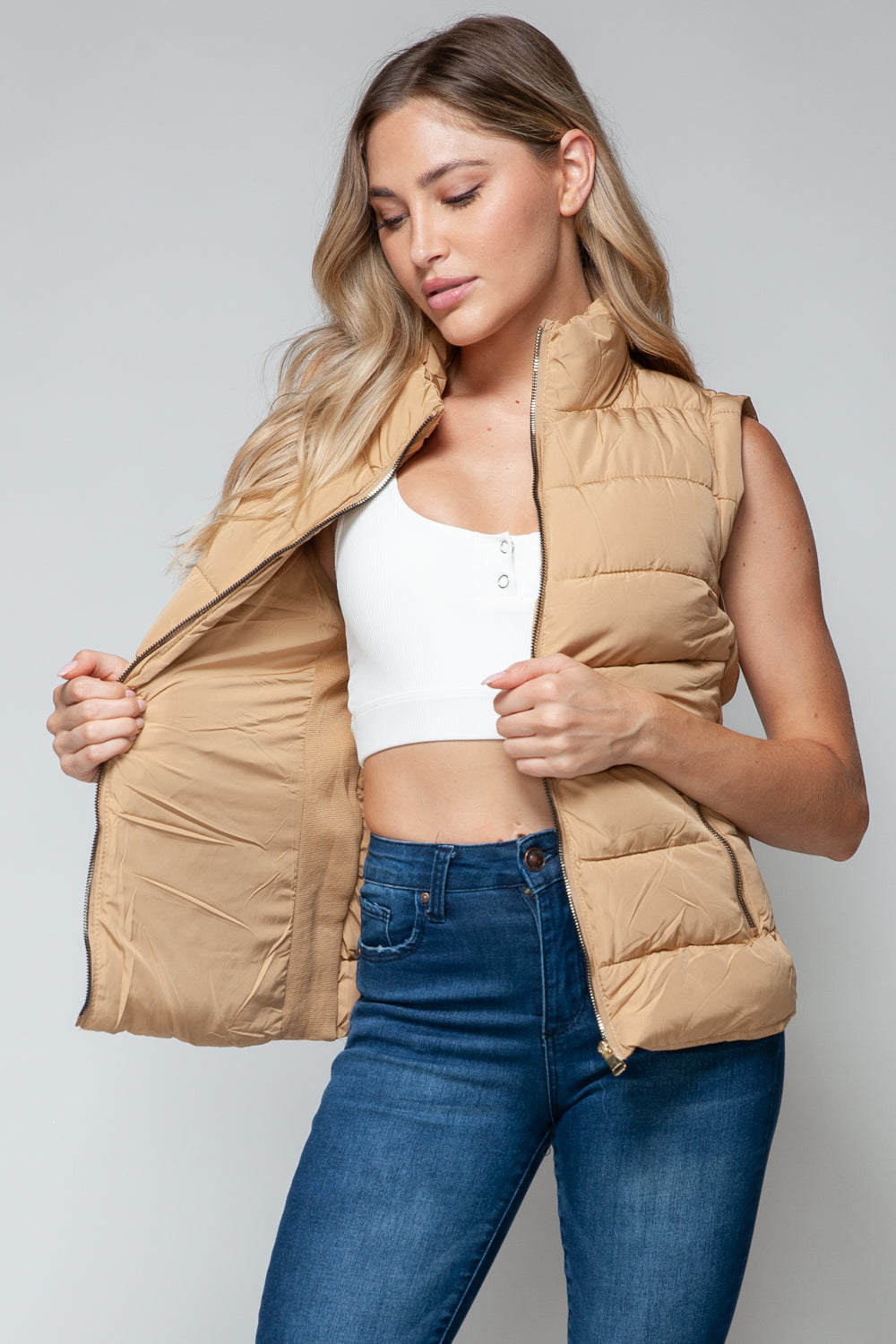 LE Zip Up Turtleneck Vest with Pockets